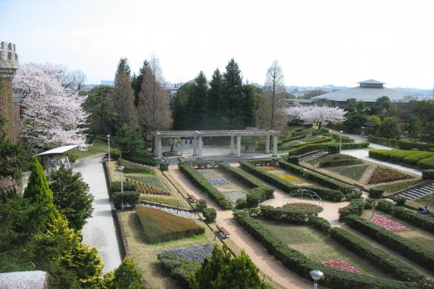 手柄山平和公園のサンクガーデン